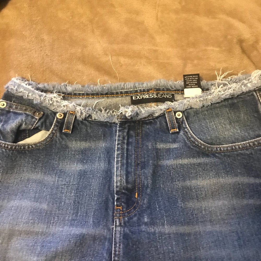 Express Jeans Waistband and Hem Frazzled 9/10